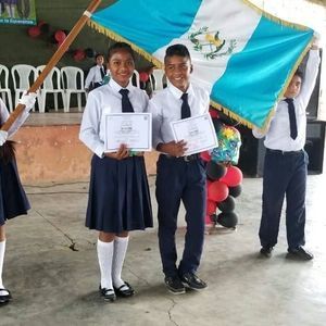 Meet your Posher, Linet